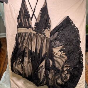 Chic Black Lace Backless Dress